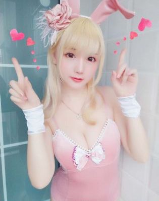 日日色av_超清影视在线观看