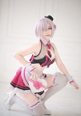 欧美街头穿搭女_高清高清视频观看